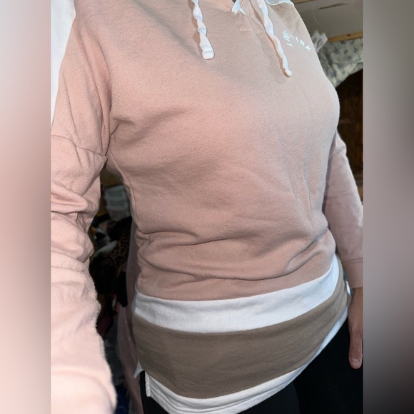 Victoria secret pink long sleeve shirt - Picture 7 of 7